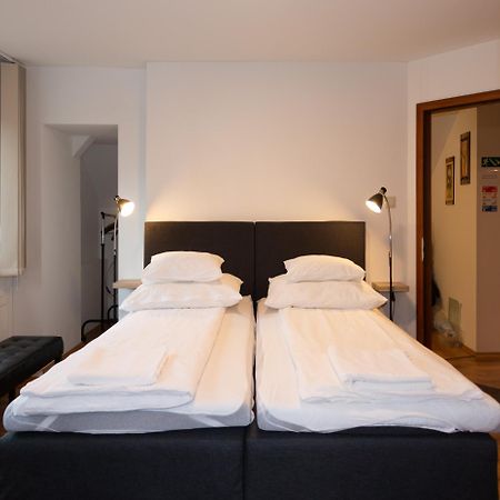 Poroszlay Apartman Дебрецен Екстериор снимка